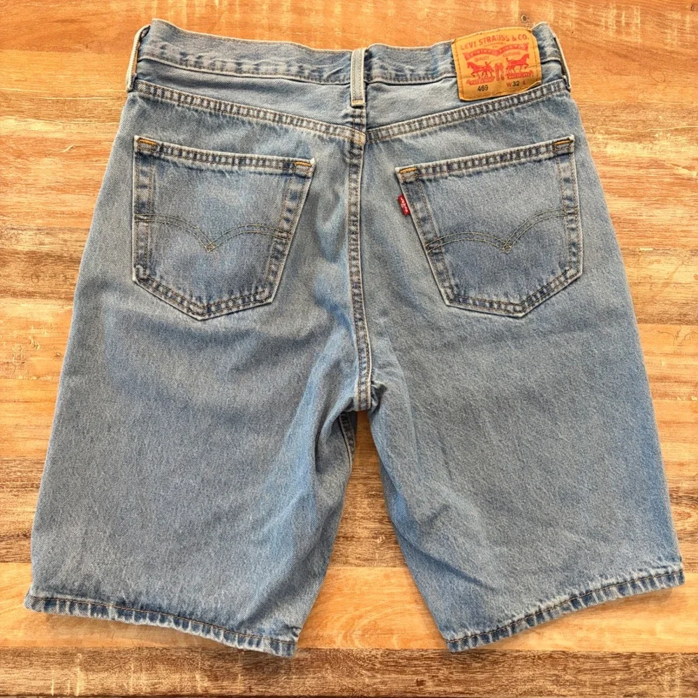 Levis 469 Loose Fit Denim Shorts Mens 32 Light Wash Blue Jean Jorts Skater Y2K